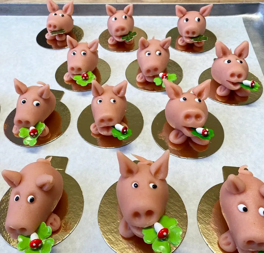 Marzipan-Glücksschweinchen